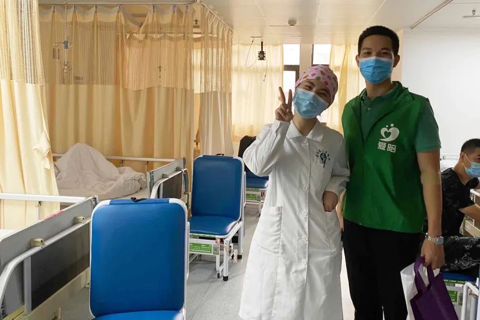 愛陪共享陪護床：以穩(wěn)定高效技術(shù)和服務(wù)引領(lǐng)共享陪護新時代！